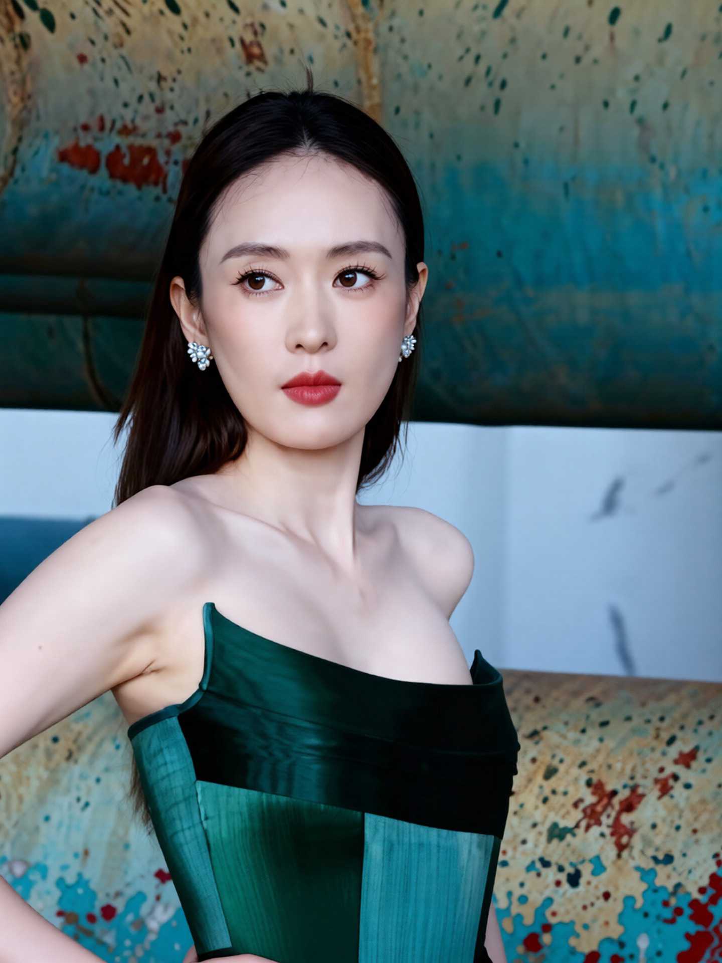 【AI魔改】AI魔改 童瑶 骚浪女明星自述拍性感写真时被摄影师狂插猛干欲仙欲死